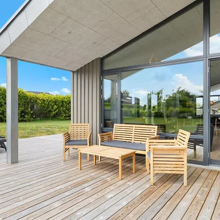 Ferienhaus Tydkil - 250m From The Sea By Interhome