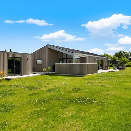 Tydkil - 250m From The Sea By Interhome *